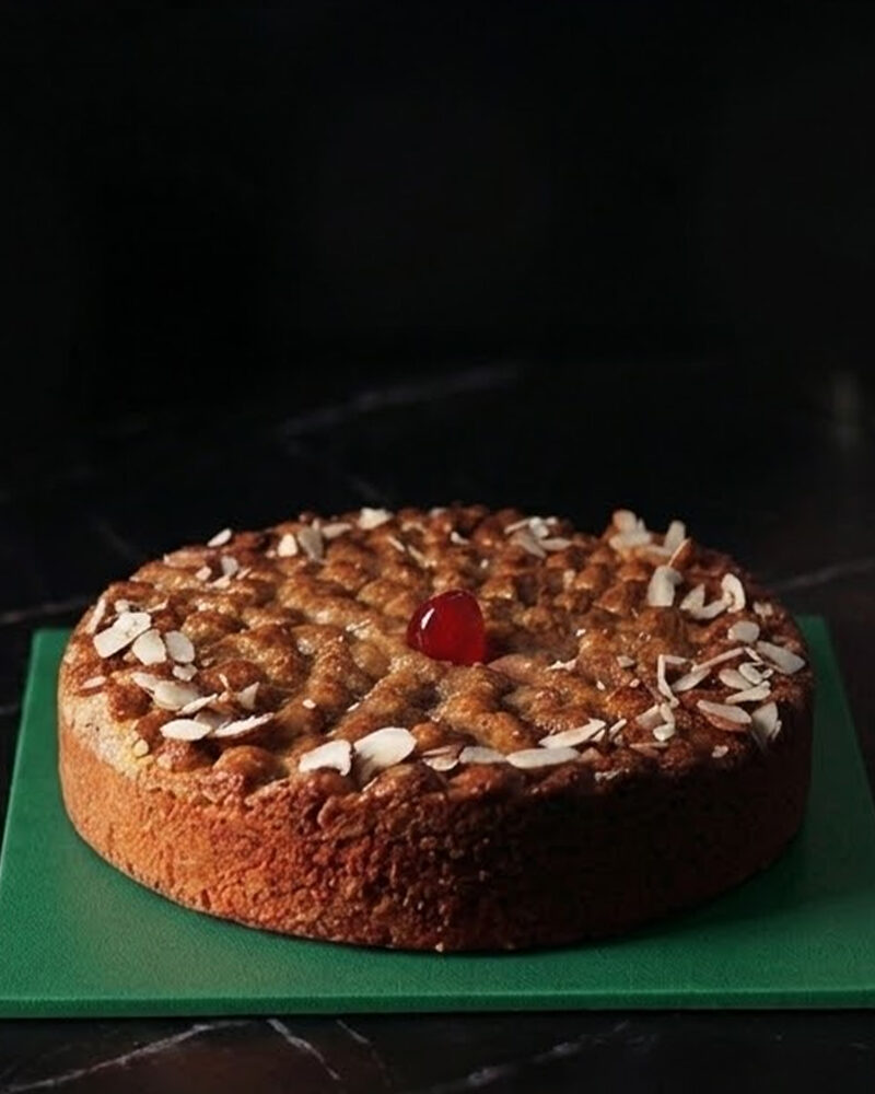 Almond Macaroon Cake